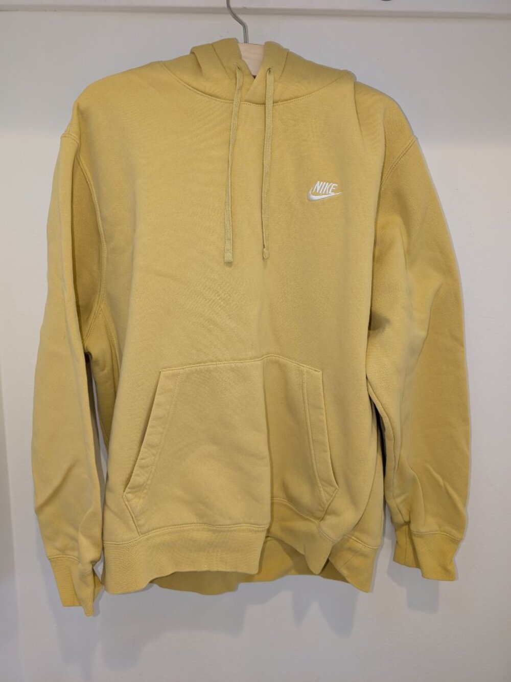 Unisex Nike Yellow Hoodie with Kangaroo Pocket - Size XL